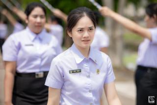 373. พิธีกล่าวคำปฏิญาณตนของนักศึกษา และพิธีลอดซุ้มไม้เรียวครุศาสตร์