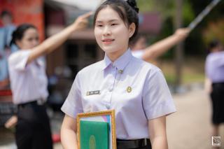 398. พิธีกล่าวคำปฏิญาณตนของนักศึกษา และพิธีลอดซุ้มไม้เรียวครุศาสตร์