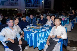 48. งานราตรีสีฟ้า