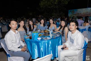 60. งานราตรีสีฟ้า