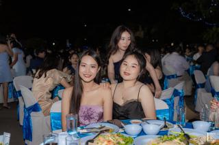 79. งานราตรีสีฟ้า