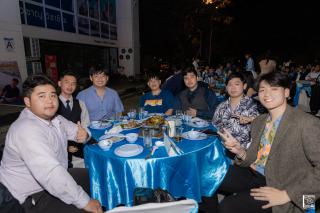 82. งานราตรีสีฟ้า