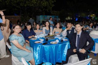 115. งานราตรีสีฟ้า