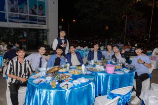 131. งานราตรีสีฟ้า
