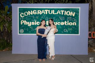 193. งานราตรีสีฟ้า