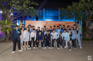 203. งานราตรีสีฟ้า