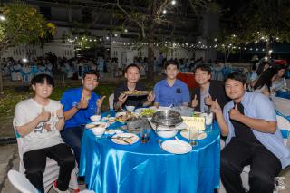 220. งานราตรีสีฟ้า