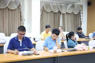 4. ประชุมคณาจารย์และเจ้าหน้าที่คณะครุศาสตร์ ประจำภาคเรียนที่3/2566