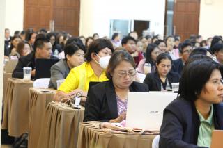 134. พิธีเปิดกิจกรรมการอบรมเชิงปฏิบัติการการออกแบบนวัตกรรมสู่การวิจัยในชั้นเรียน