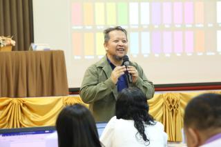 14. กิจกรรมอบรมเชิงปฏิบัติการการออกแบบนวัตกรรมสู่การวิจัยในชั้นเรียน
