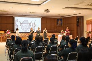 21. การสรุปกิจกรรมและนำเสนอผลงานของครูโรเงรียนตำรวจตระเวนชายแดน และพิธีปิดกิจกรรมการอบรม