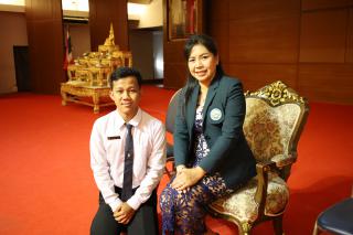 104. พิธีมอบศิษย์นักศึกษาฝึกประสบการณ์วิชาชีพครู