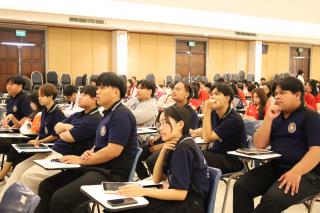 120. กิจกรรมการอบรมการออกแบบการจัดการเรียนรู้ของนักศึกษาครู