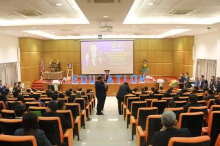 200. สัมมนาวิชาการ "“ความท้าทายการบริหารจัดการศึกษาไทยในยุค Digital Disruption: ทิศทางและนโยบายใหม่ และกิจกรรมบริหารสัมพันธ์"