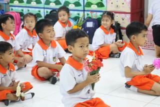 9. พิธีไหว้ครู โรงเรียนอนุบาลราชภัฏกำแพงเพชร