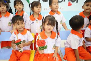 111. พิธีไหว้ครู โรงเรียนอนุบาลราชภัฏกำแพงเพชร