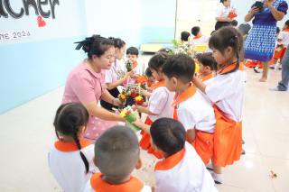 131. พิธีไหว้ครู โรงเรียนอนุบาลราชภัฏกำแพงเพชร