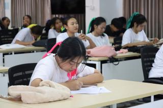 31. กิจกรรมเตรียมความพร้อมนักศึกษาปี 1 โปรแกรมวิชาวิทยาศาสตร์ทั่วไป