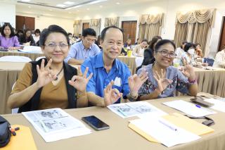 6. กิจกรรมอบรมเชิงปฏิบัติการ "การออกแบบวิธีจัดการเรียนรู้แบบบูรณาการ"