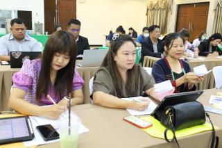 42. กิจกรรมอบรมเชิงปฏิบัติการ "การออกแบบวิธีจัดการเรียนรู้แบบบูรณาการ"