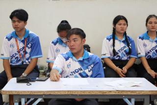 6. "MAKE FRIENDS, HAVE FUN" สานสัมพันธ์น้องพี่