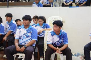 7. "MAKE FRIENDS, HAVE FUN" สานสัมพันธ์น้องพี่
