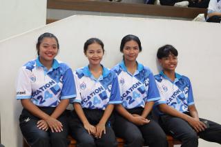 9. "MAKE FRIENDS, HAVE FUN" สานสัมพันธ์น้องพี่
