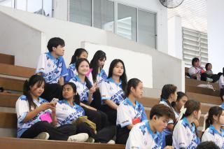 10. "MAKE FRIENDS, HAVE FUN" สานสัมพันธ์น้องพี่