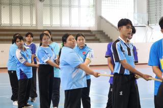 49. "MAKE FRIENDS, HAVE FUN" สานสัมพันธ์น้องพี่
