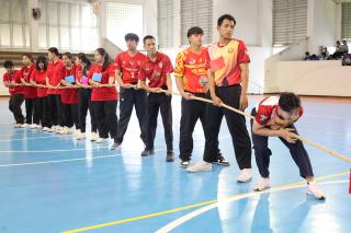 58. "MAKE FRIENDS, HAVE FUN" สานสัมพันธ์น้องพี่