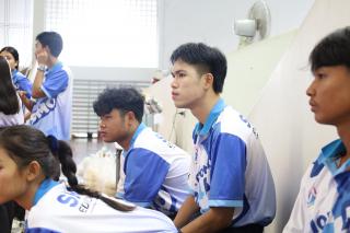 76. "MAKE FRIENDS, HAVE FUN" สานสัมพันธ์น้องพี่