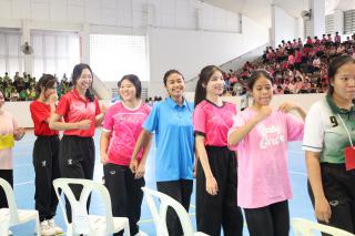 99. "MAKE FRIENDS, HAVE FUN" สานสัมพันธ์น้องพี่