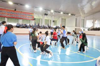 110. "MAKE FRIENDS, HAVE FUN" สานสัมพันธ์น้องพี่