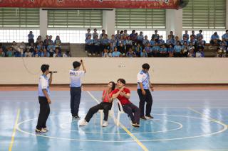 111. "MAKE FRIENDS, HAVE FUN" สานสัมพันธ์น้องพี่