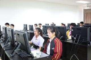 9. กิจกรรมเตรียมความพร้อมนักศึกษาใหม่โปรแกรมวิชาคอมพิวเตอร์