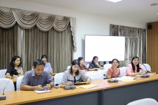 8. ประชุมเพื่อชี้แจงการออกนิเทศนักศึกษาครูคืนถิ่น