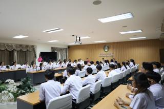 9. พิธีมอบไอแพดให้กับนักศึกษา