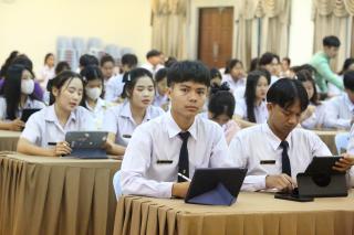 52. โครงการพัฒนาทักษะวิชาชีพครูกับการเรียนรู้ด้วยเทคโนโลยีดิจิทัล