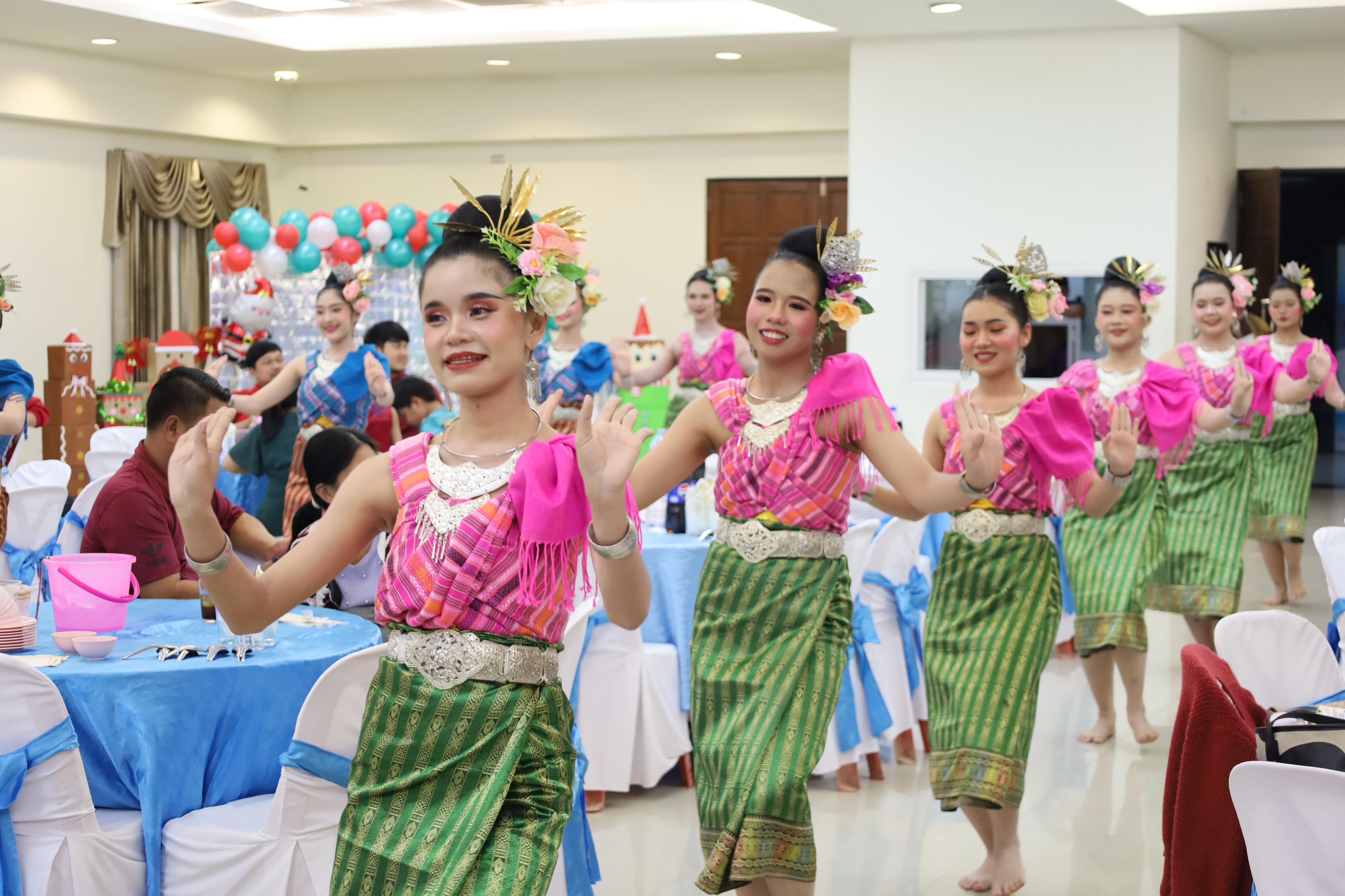 224. สังสรรค์ปีใหม่ชาวครุศาสตร์