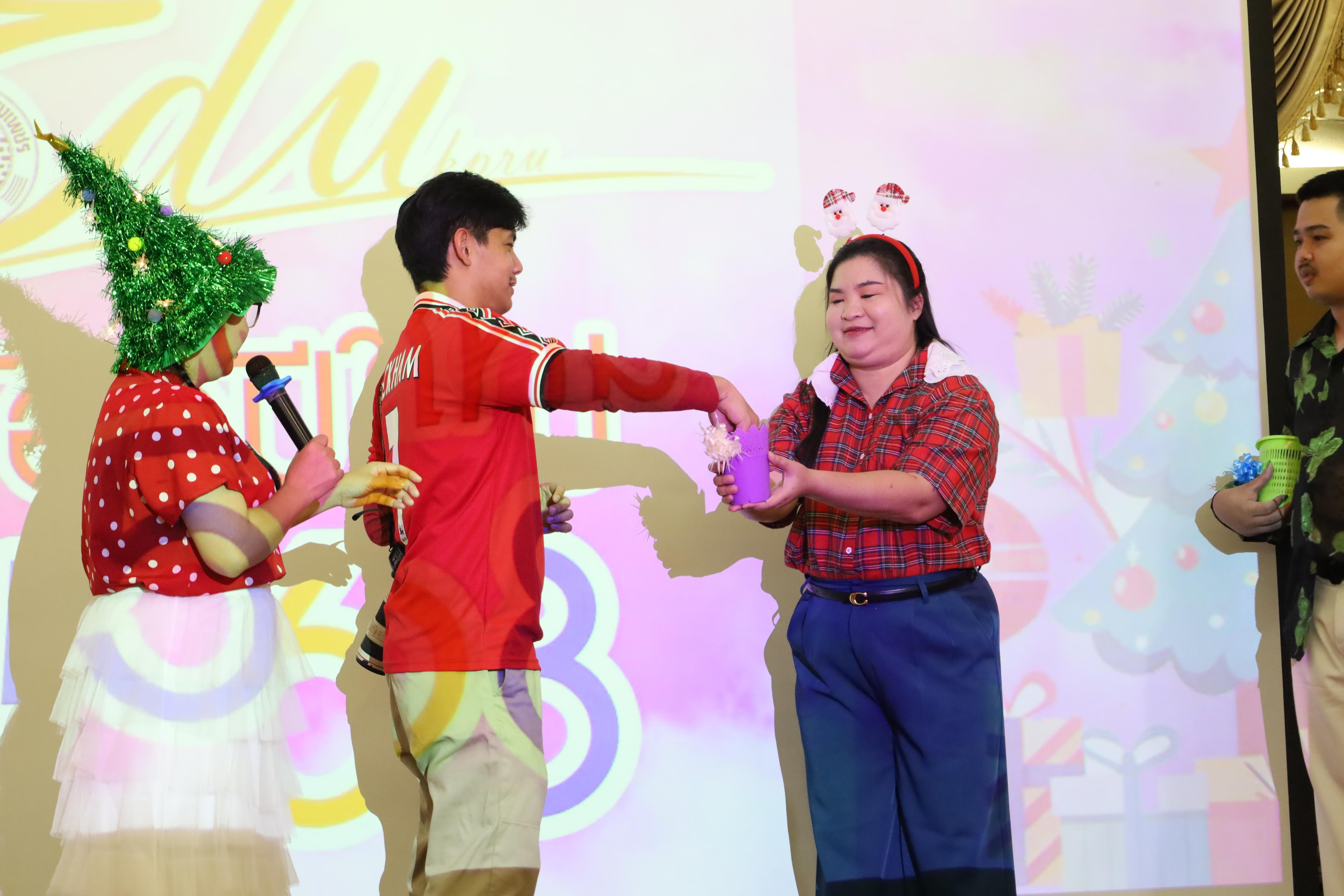 313. สังสรรค์ปีใหม่ชาวครุศาสตร์