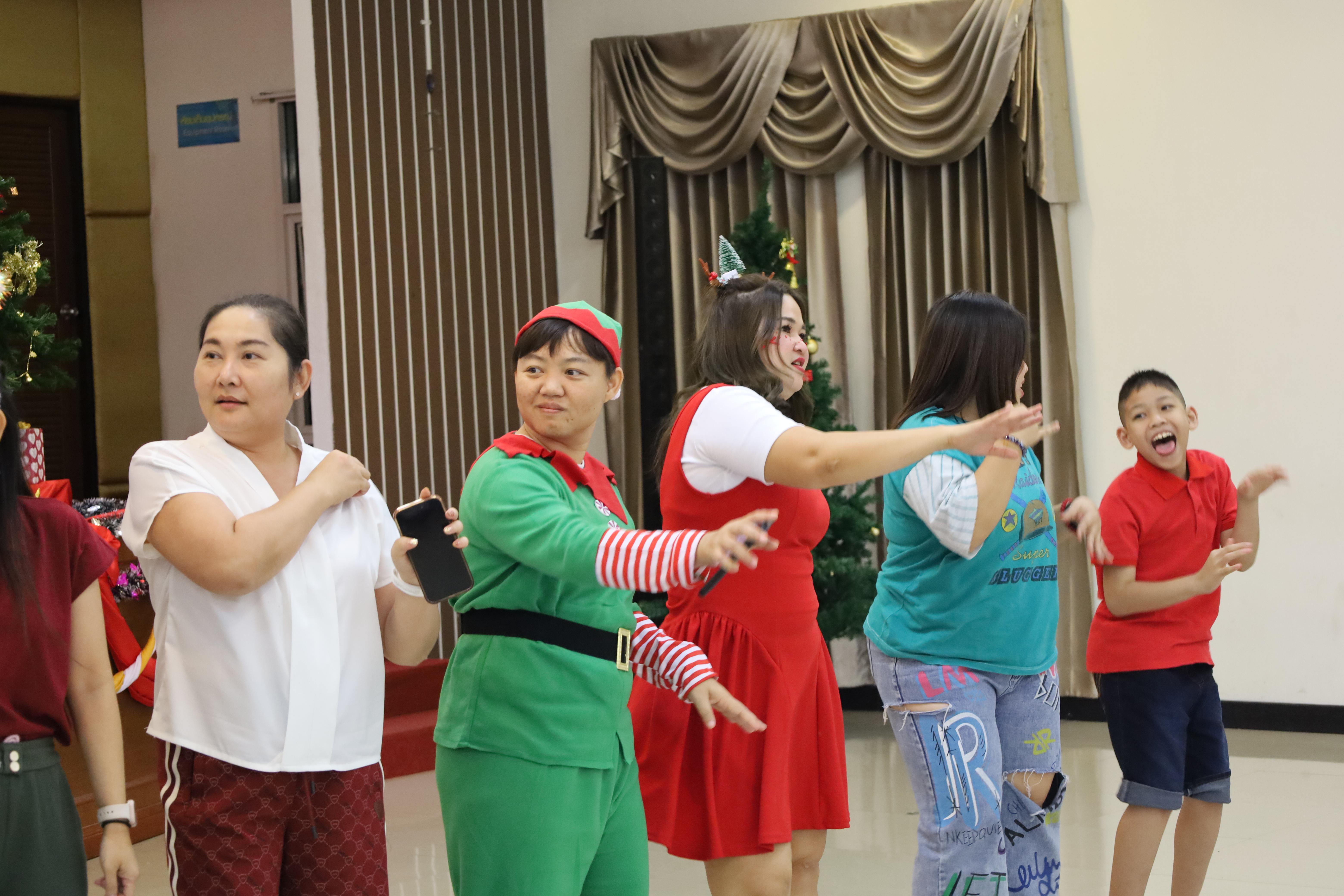674. สังสรรค์ปีใหม่ชาวครุศาสตร์