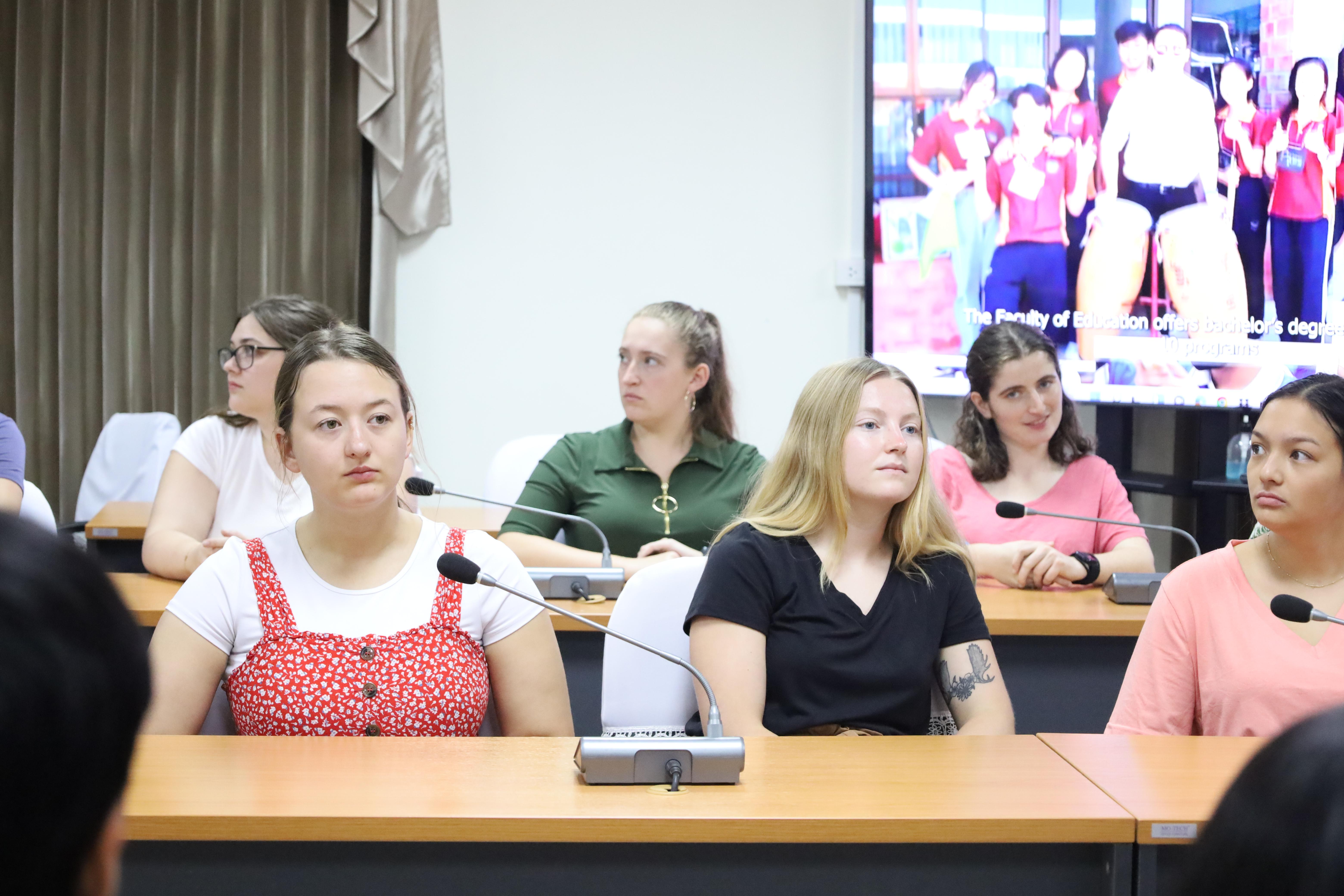 6. ต้อนรับคณะอาจารย์และนักศึกษาจาก Bowling Green State University (BGSU) รัฐ Ohio ประเทศอเมริกา