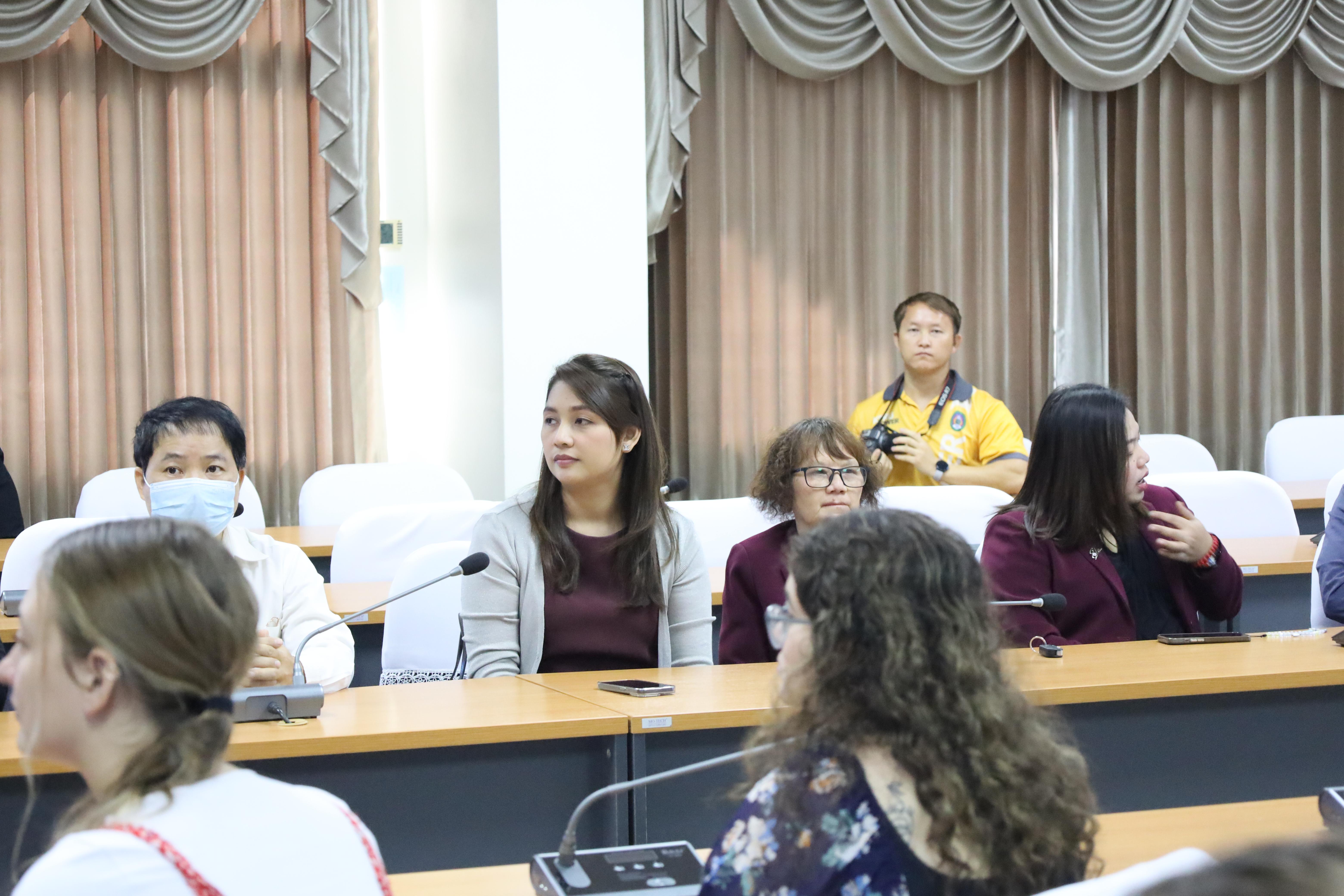 26. ต้อนรับคณะอาจารย์และนักศึกษาจาก Bowling Green State University (BGSU) รัฐ Ohio ประเทศอเมริกา