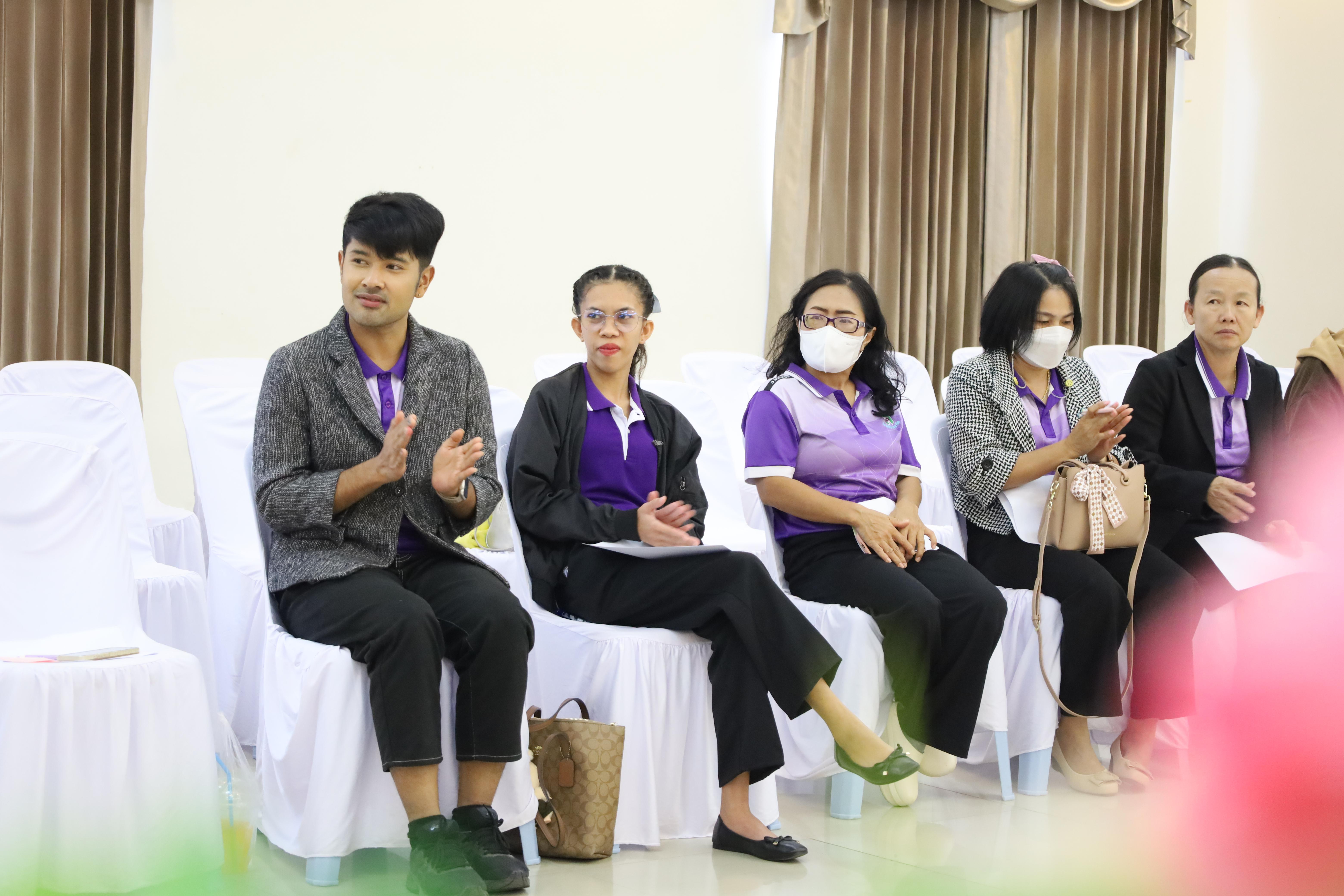 34. อบรมเชิงปฏิบัติการพัฒนาความรู้ทักษะด้านภาษาอังกฤษในศตวรรษที่ 21 สำหรับบุคลากรทางการศึกษา