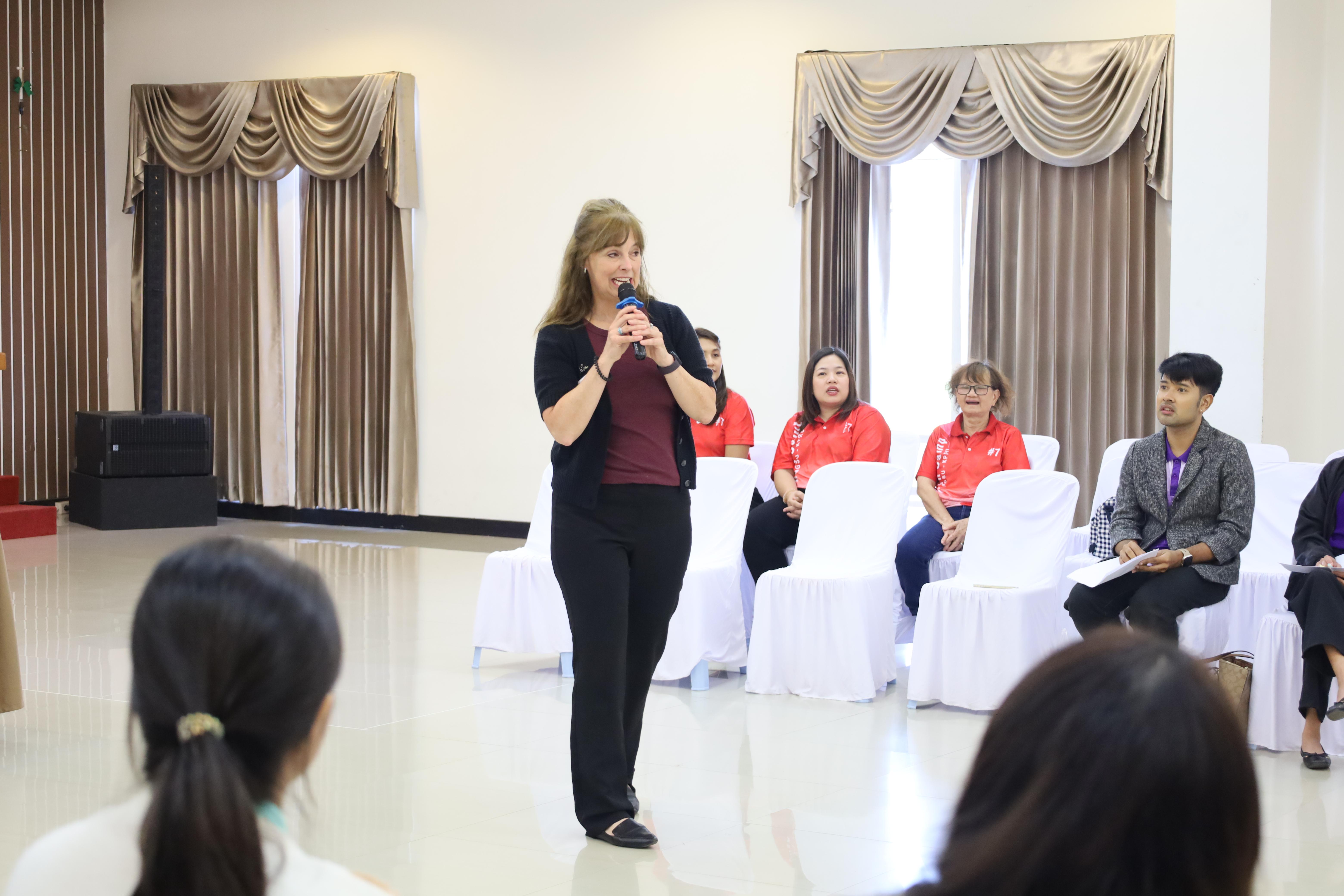 40. อบรมเชิงปฏิบัติการพัฒนาความรู้ทักษะด้านภาษาอังกฤษในศตวรรษที่ 21 สำหรับบุคลากรทางการศึกษา