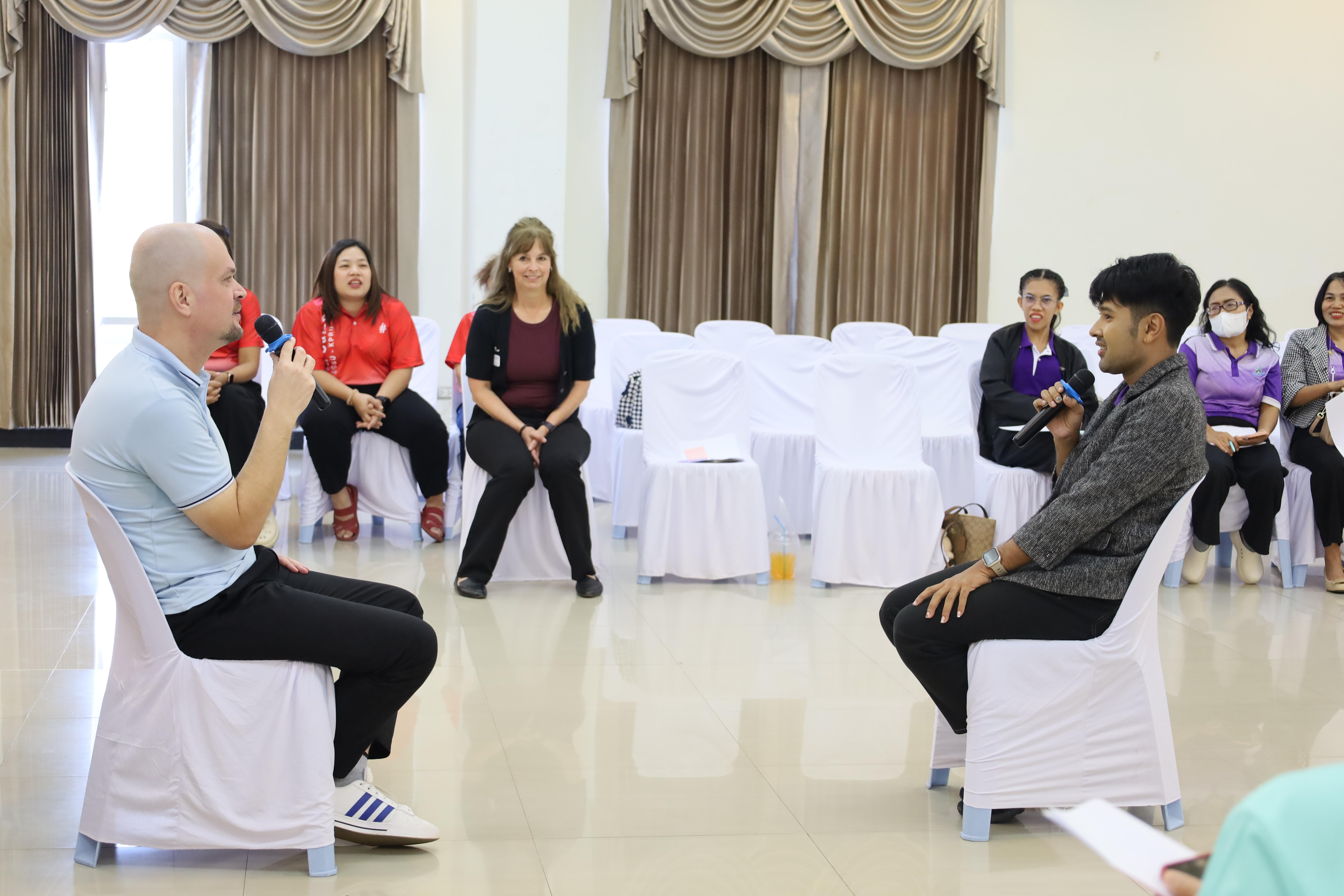76. อบรมเชิงปฏิบัติการพัฒนาความรู้ทักษะด้านภาษาอังกฤษในศตวรรษที่ 21 สำหรับบุคลากรทางการศึกษา