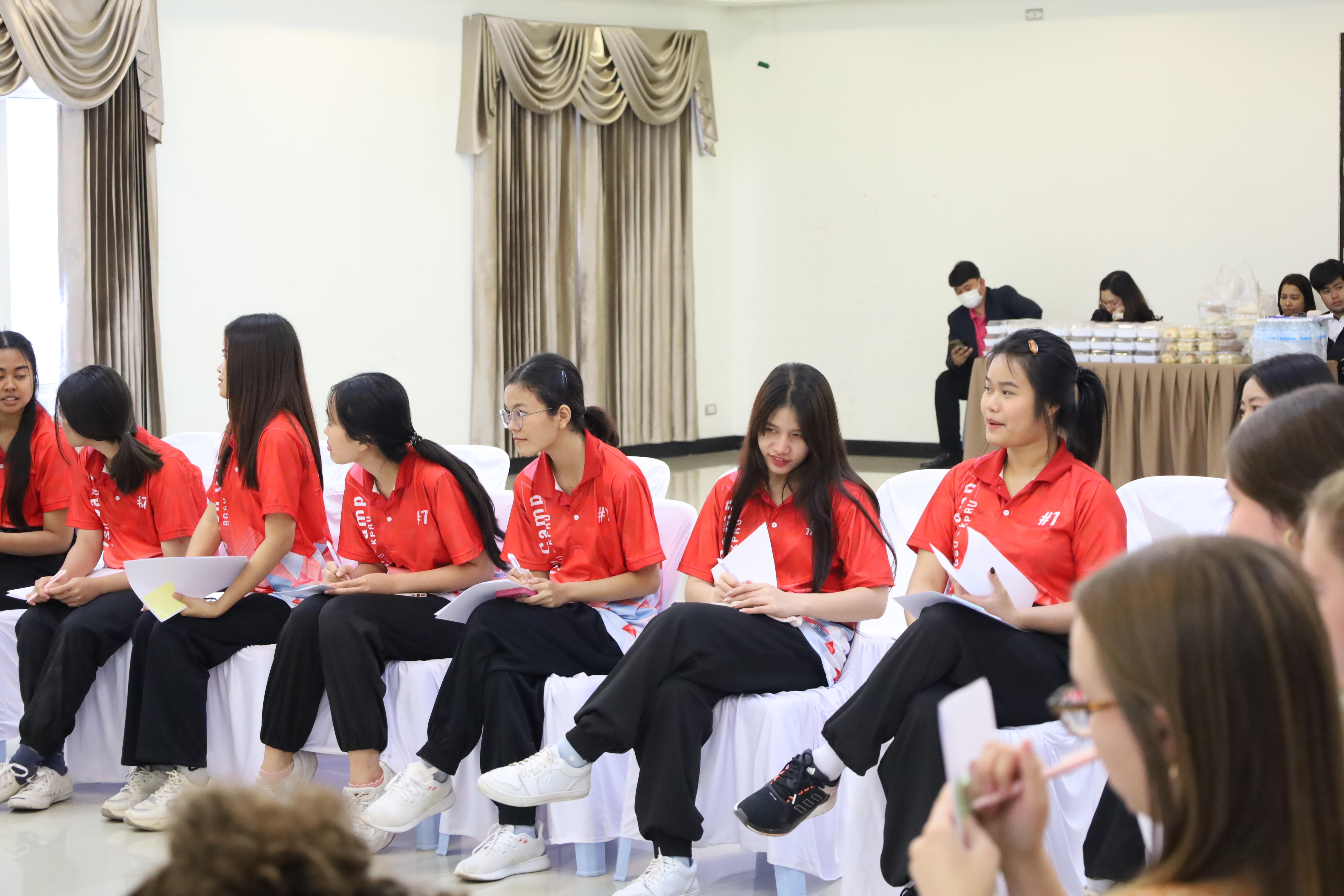81. อบรมเชิงปฏิบัติการพัฒนาความรู้ทักษะด้านภาษาอังกฤษในศตวรรษที่ 21 สำหรับบุคลากรทางการศึกษา