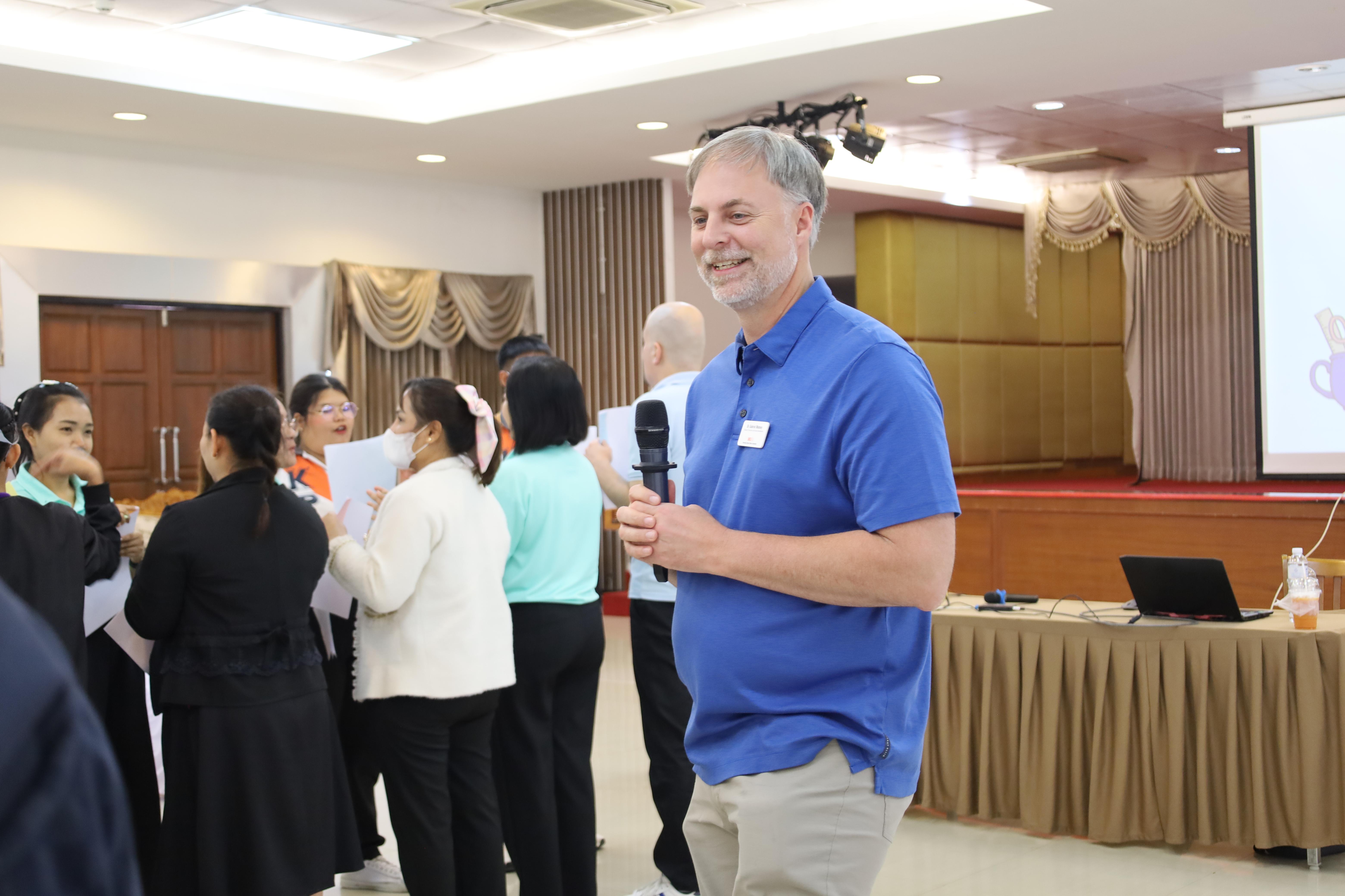 119. อบรมเชิงปฏิบัติการพัฒนาความรู้ทักษะด้านภาษาอังกฤษในศตวรรษที่ 21 สำหรับบุคลากรทางการศึกษา