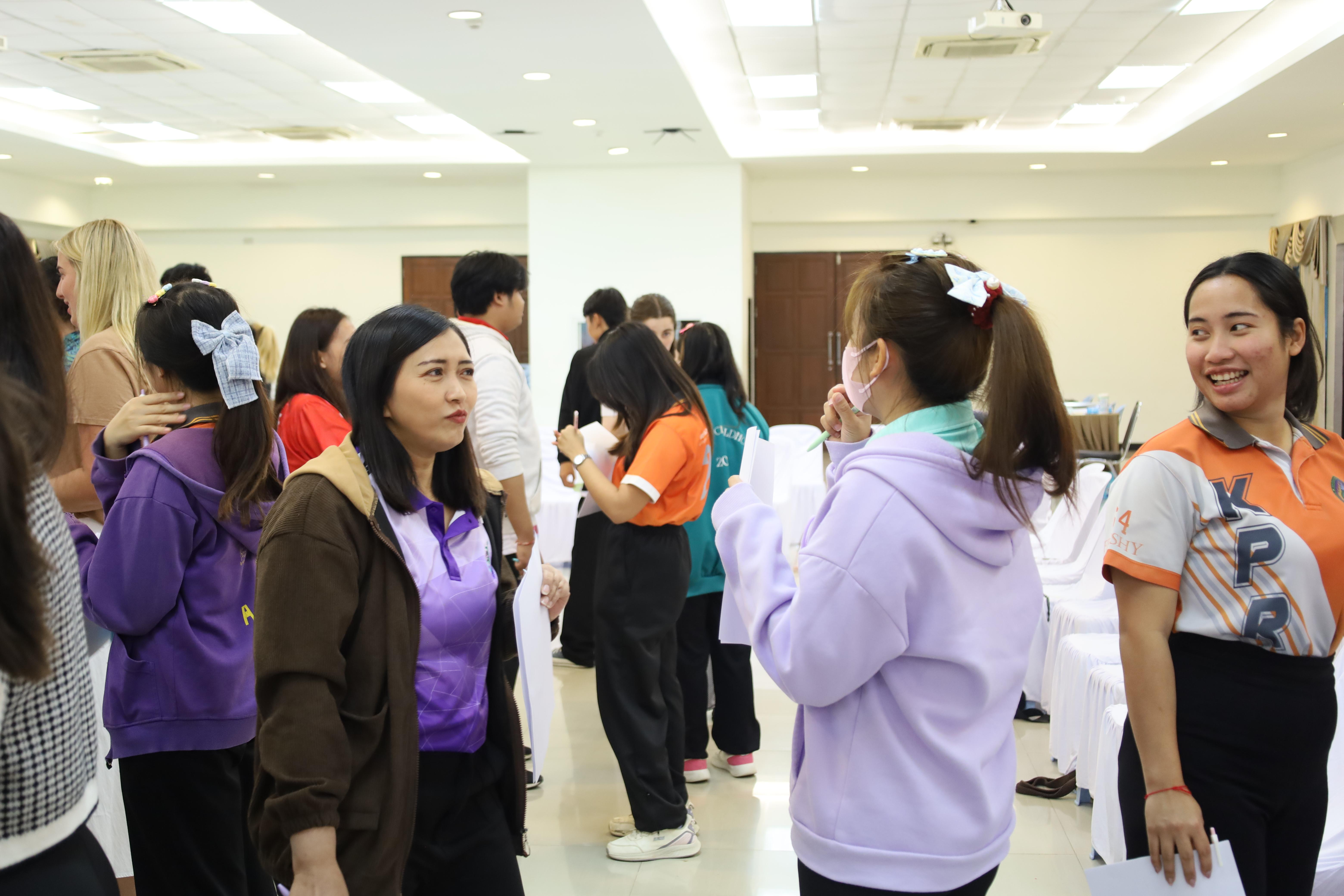 129. อบรมเชิงปฏิบัติการพัฒนาความรู้ทักษะด้านภาษาอังกฤษในศตวรรษที่ 21 สำหรับบุคลากรทางการศึกษา