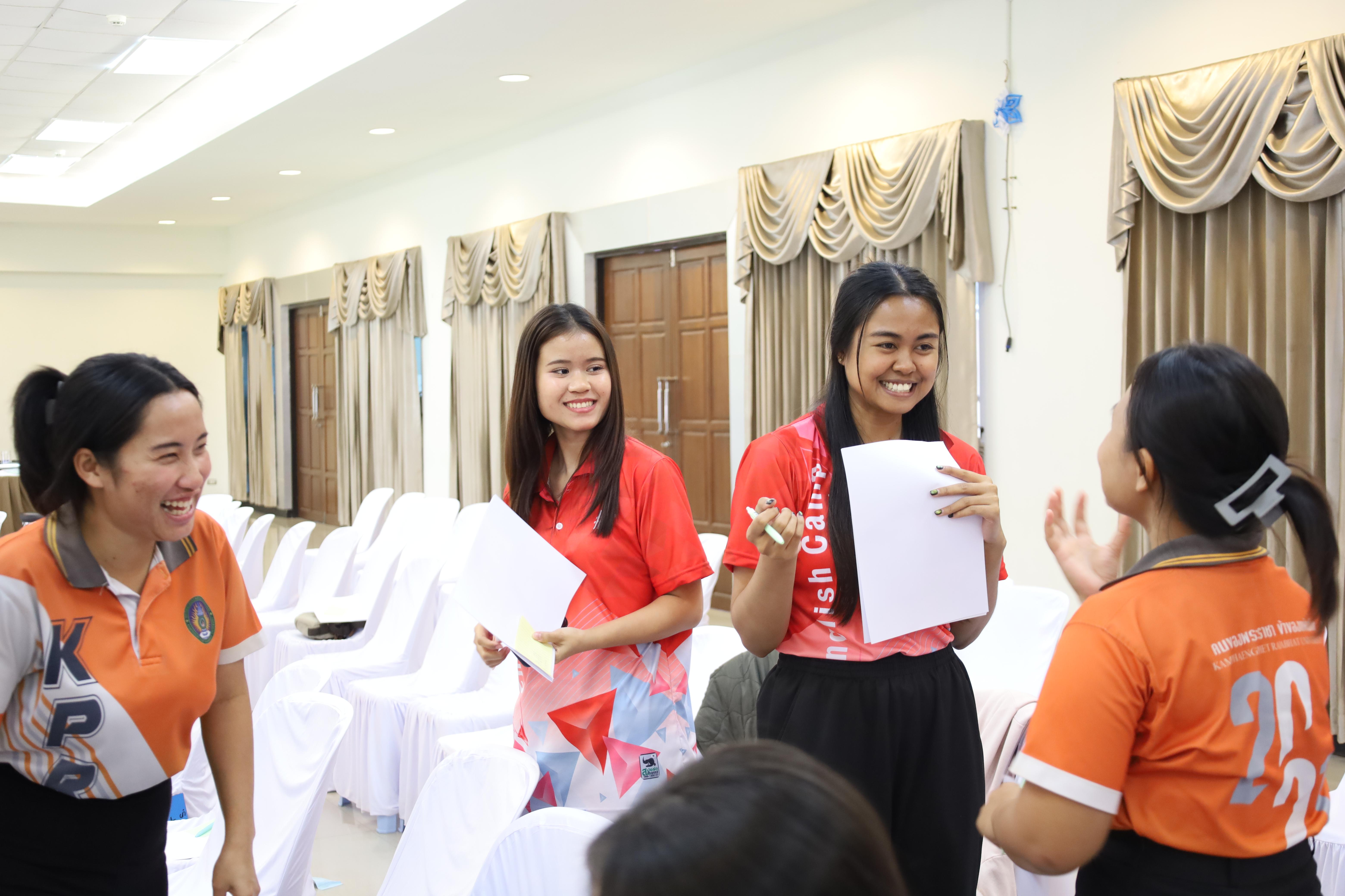 130. อบรมเชิงปฏิบัติการพัฒนาความรู้ทักษะด้านภาษาอังกฤษในศตวรรษที่ 21 สำหรับบุคลากรทางการศึกษา